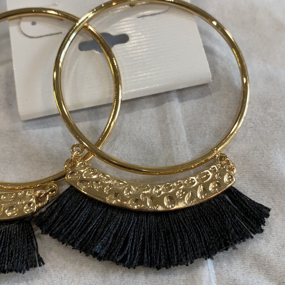 Generic Hoop - Picture 3 of 3